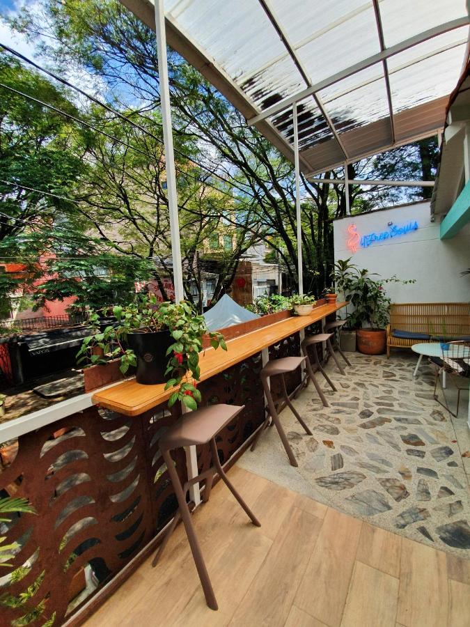La Playa Hostel & Rooftop Medellín Exteriör bild