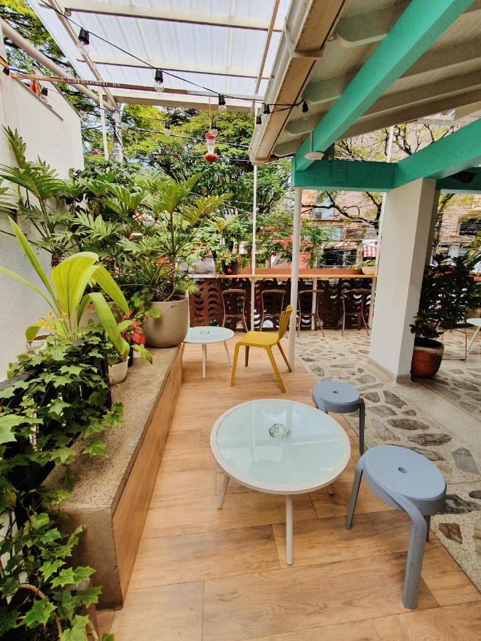 La Playa Hostel & Rooftop Medellín Exteriör bild